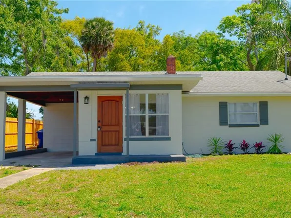 624 N New Hampshire Ave, Tavares, FL 32778