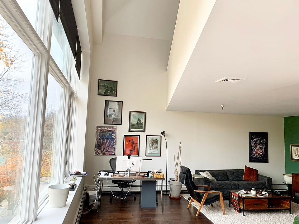2nd image of 520 Ashford Ave APT 13
