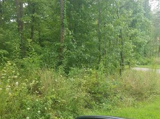 98 Peninsula Rd, West Union, SC 29696