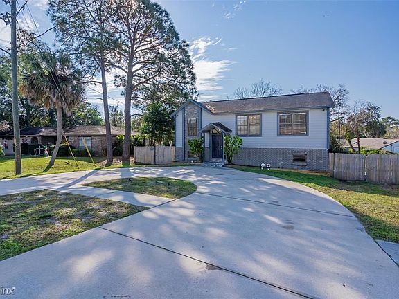 3rd image of 763 E Normandy Blvd