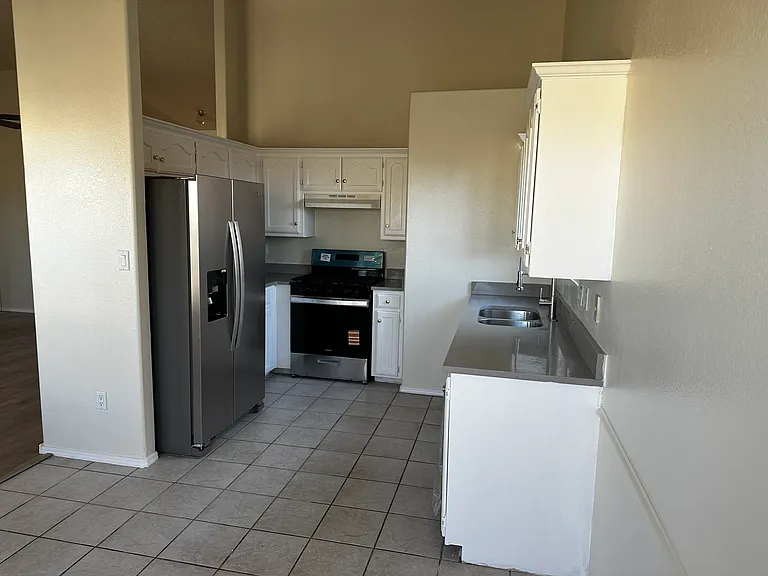 7620 Lakewood Ave NW — Photo 11
