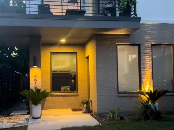 (undisclosed Address), Dallas, TX 75219