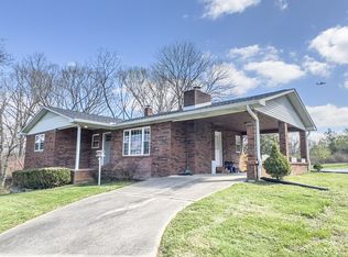 111 Gus Wallace Rd, Bumpus Mills, TN 37028