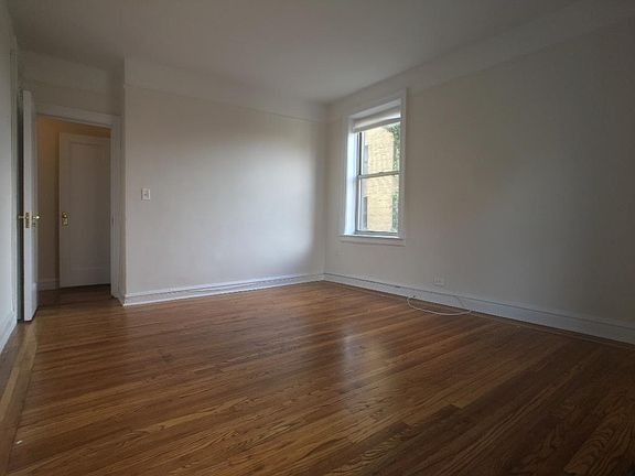 4th image of 106 Pinehurst Ave APT 24C