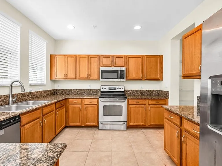 447 Corte Madera Ln #7 — Photo 1