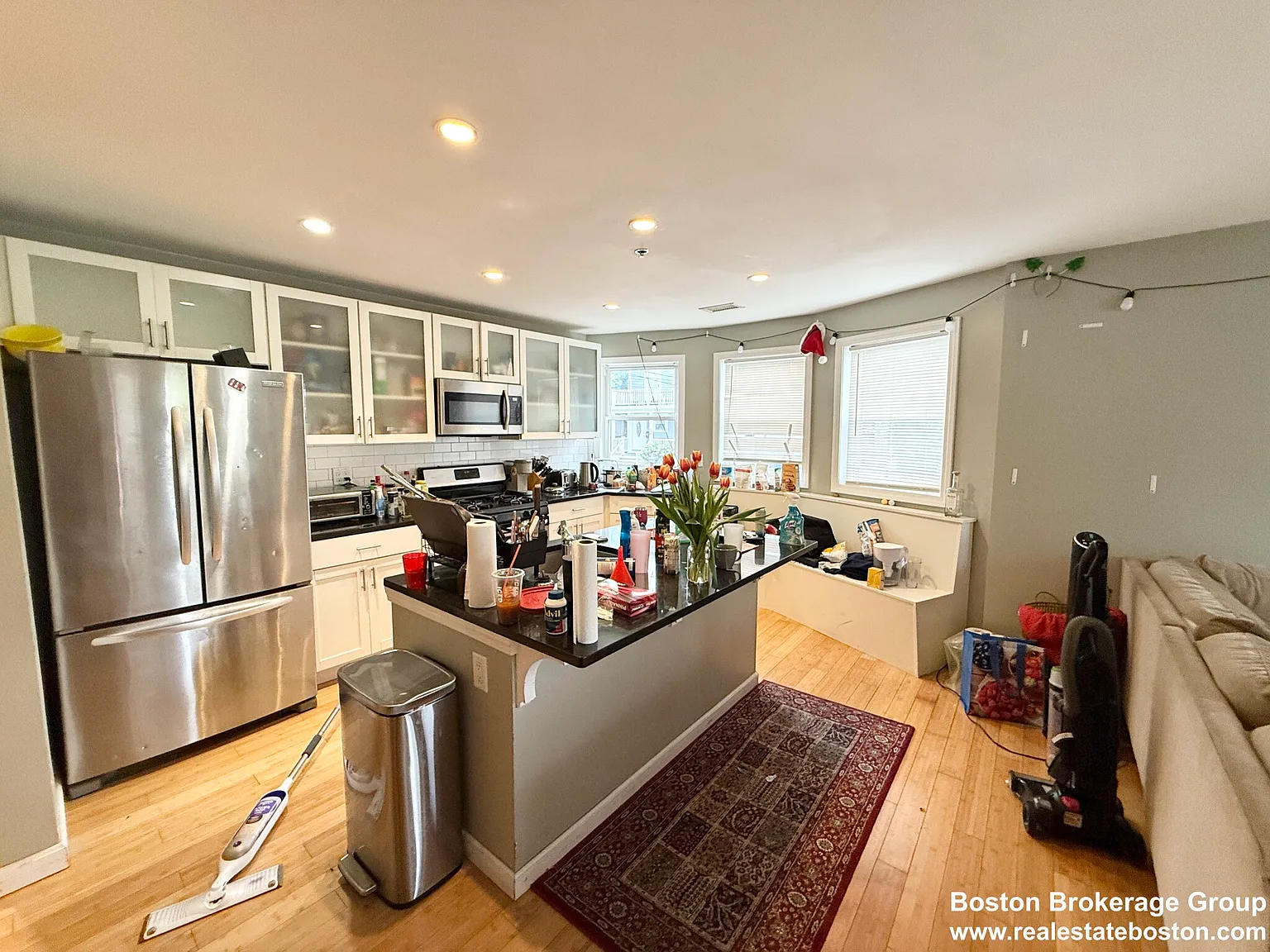 4 bed, $5,200 — Photo 3