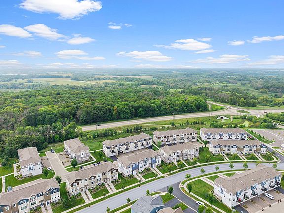 2nd image of 6992 Huckleberry Dr