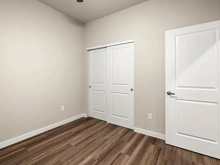 Mila Rose Apartments — Photo 10