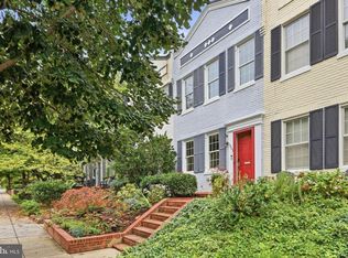 2023 37th St NW, Washington, DC 20007