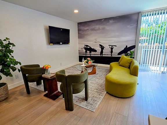 5th image of 1720 Pacific Ave APT 301