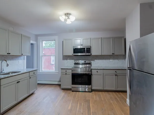 43-45 York St #2, Hartford, CT 06106