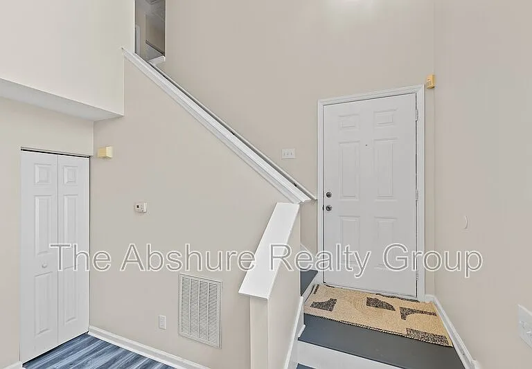 4224 Lake Woodard Dr — Photo 11