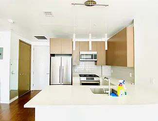 Rented by MaxInvest Real Estate, Inc.