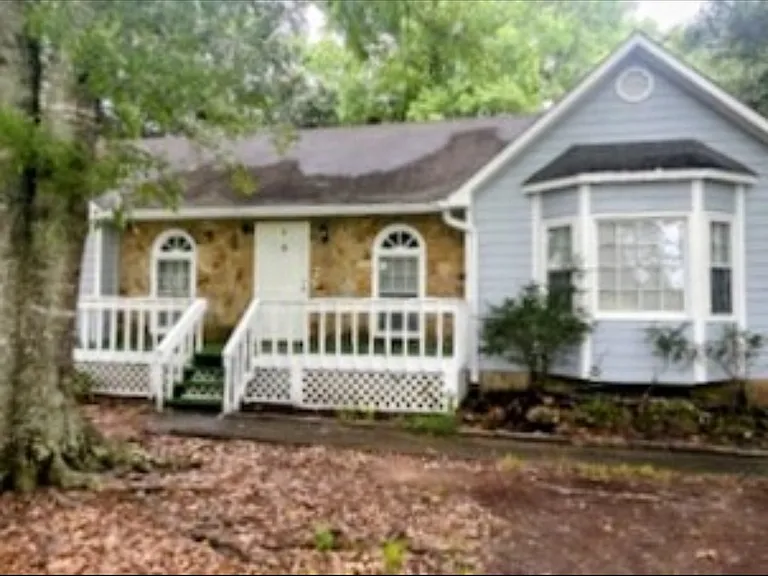 25 Freestone Dr — Photo 2