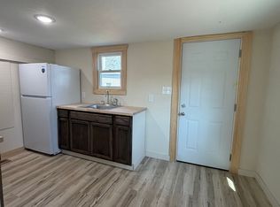 422 Thompson Ave, Saint Joseph, MO 64504