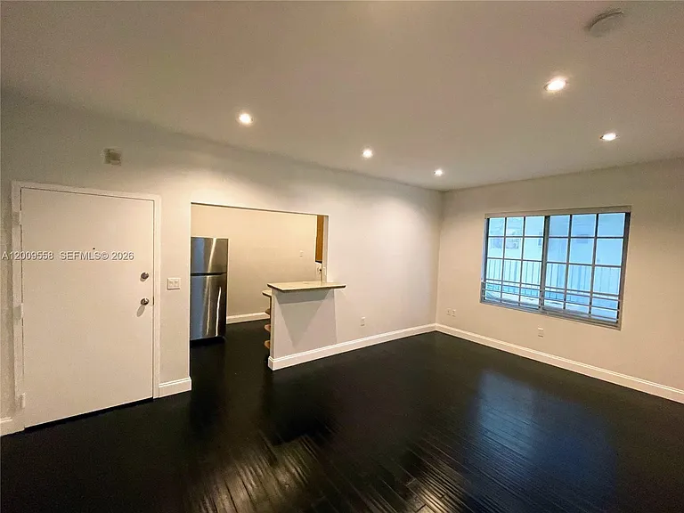 815 Euclid Ave #9 — Photo 7