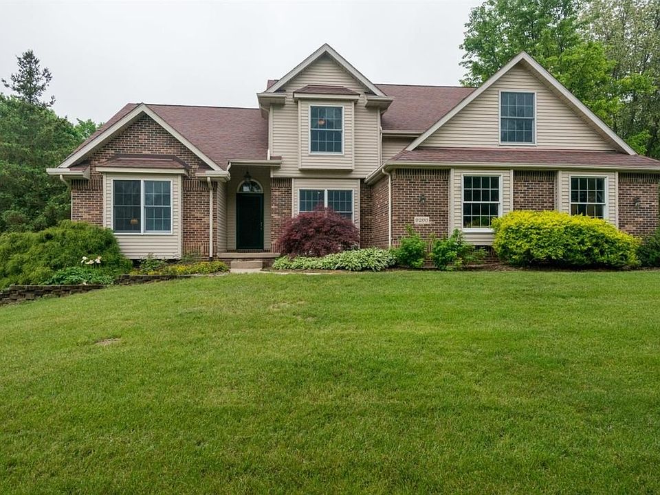 1st image of 9200 Pine Hill Ct