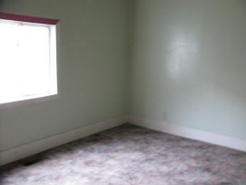 5th image of 228 Ballentine Ave