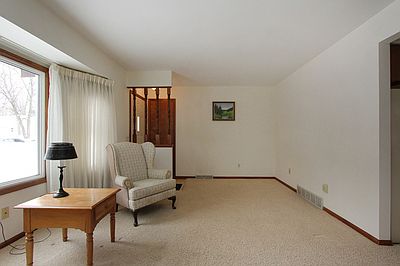 5th image of 1239 Northrup Ave NW