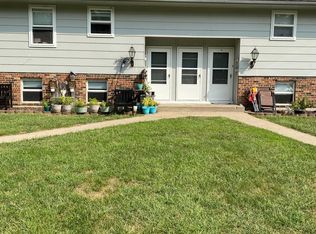 5820 E 149th St APT 2, Grandview, MO 64030