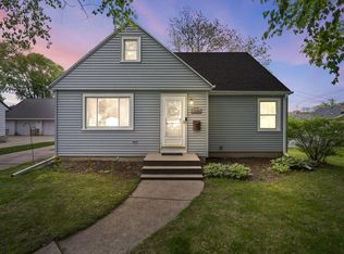 1134 5th Ave, Grafton, WI 53024