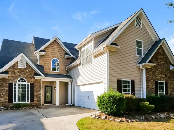 154 Village Park Dr, Newnan, GA 30265