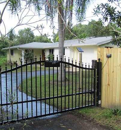 2nd image of 130 Loquat Ln