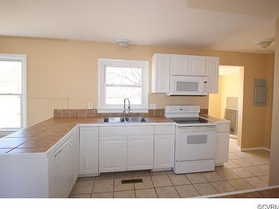4th image of 3712 Meridian Ave