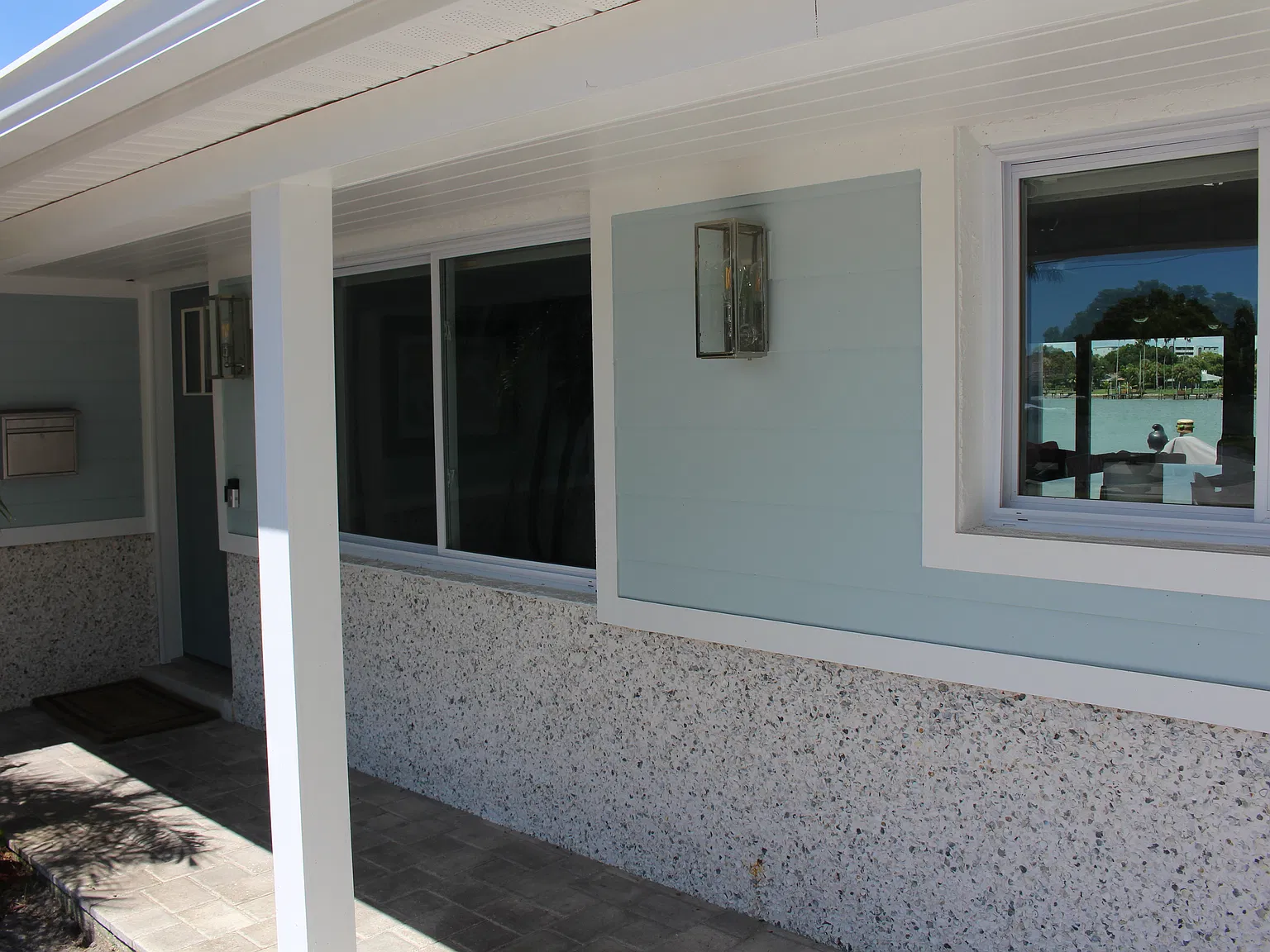 2 bed, 1600 sqft, $13,000 — Photo 2