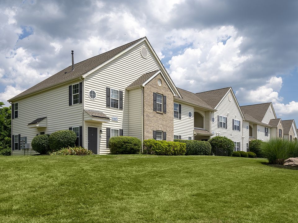 Discover spacious homes with beautifully landscaped lawns at Catalina Clubwhere style meets serenity.