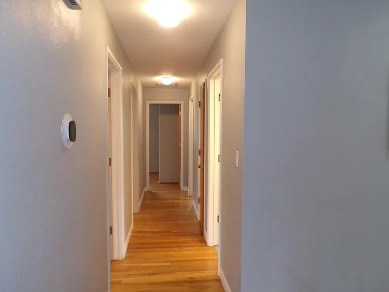 2740 NW Stewart St — Photo 17