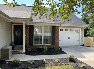 7123 Rumple Rd, Charlotte, NC 28262