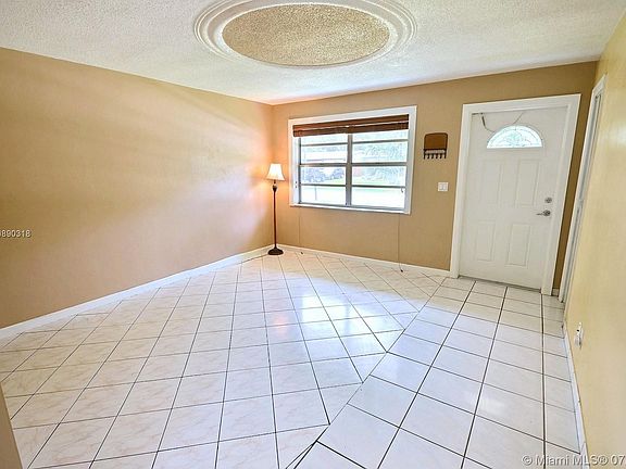 5th image of 9465 SW 52nd Ct