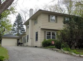7S345 Columbia St, Naperville, IL