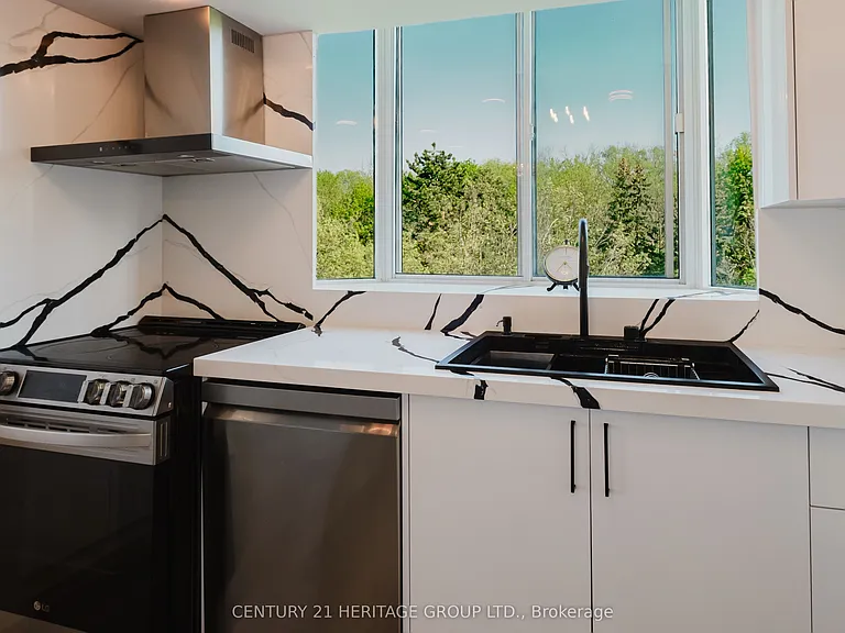 270 Davis Dr #209 — Photo 10