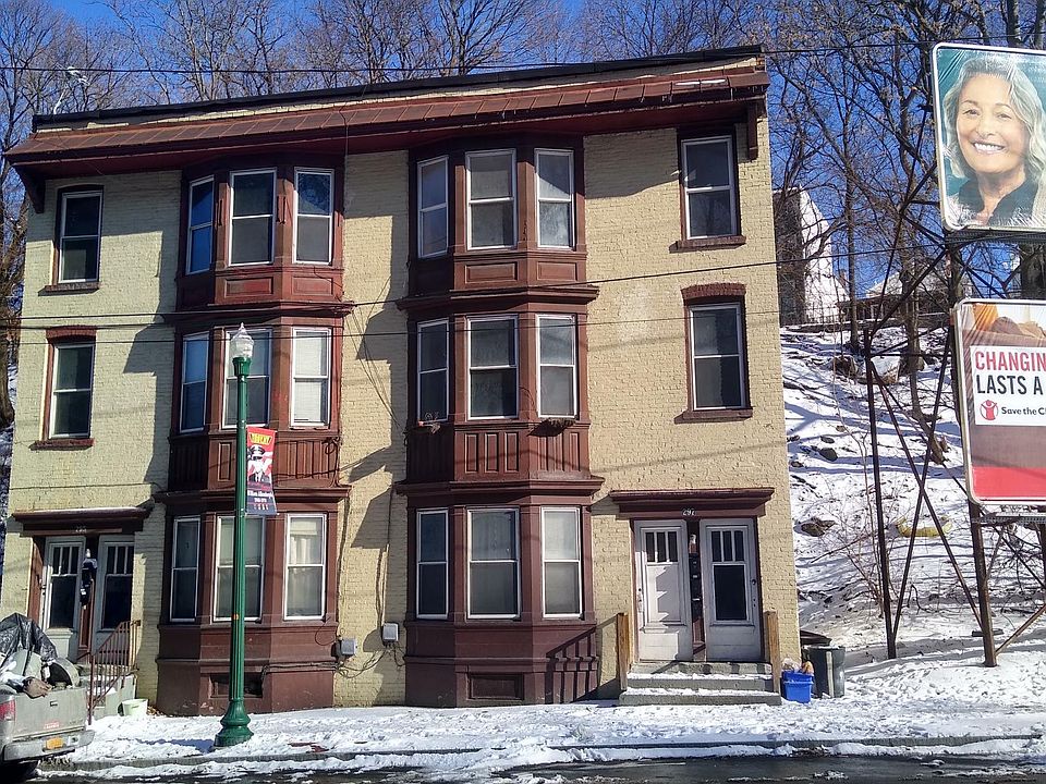 1st image of 297 Congress St #3