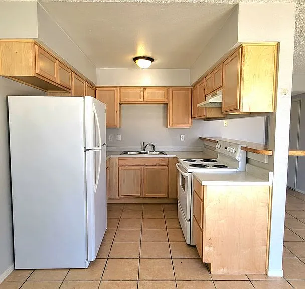 1920 Galaxy St — Photo 8