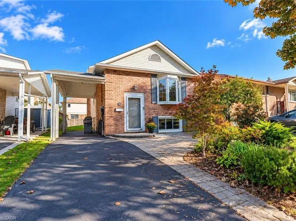 6 Sandra Cres, Grimsby, ON L3M 4Y9