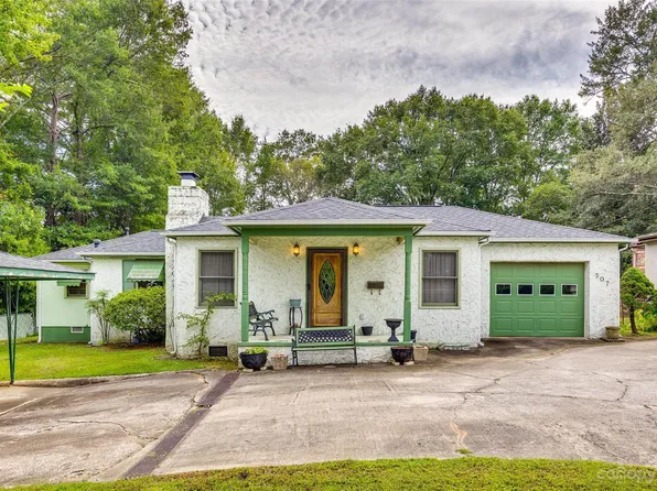507 E Main St, Dallas, NC 28034