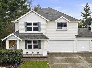 23415 SE 260th Ct, Maple Valley, WA 98038