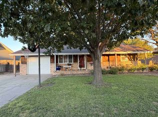 2514 Henry Dr, Hays, KS 67601