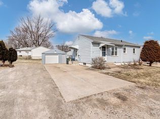 1108 Bauch St, Waterloo, IA 50701
