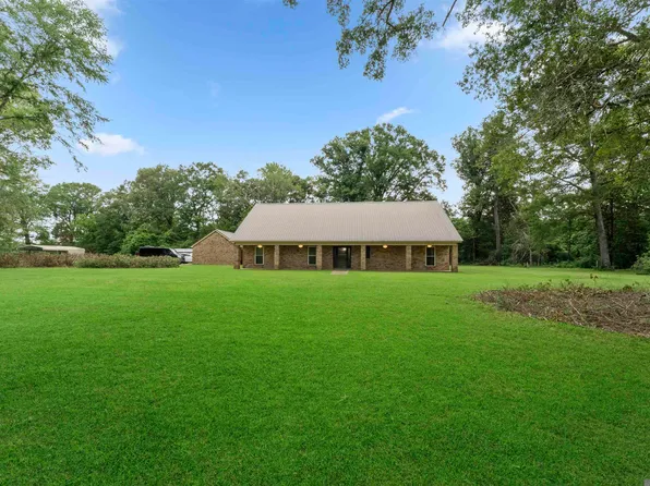 810 Lemon B Rd, Slaughter, LA 70777