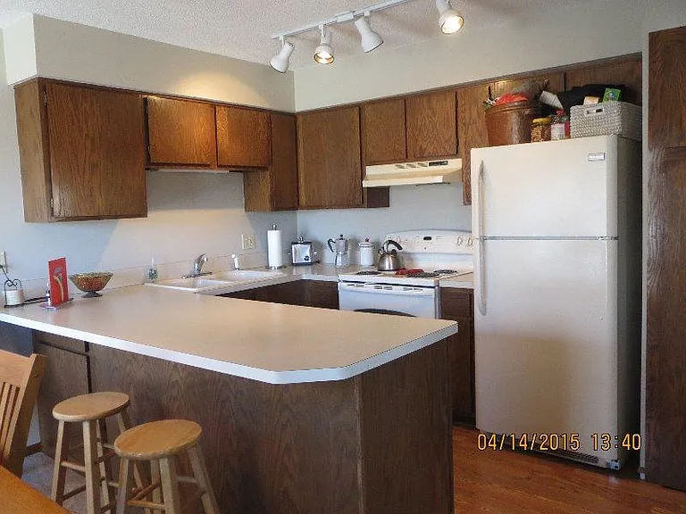 8351 W 100th St — Photo 9