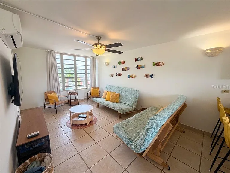 16 Cond — Photo 5