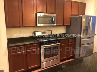 106 Mercer Ct, Fairless Hills, PA 19030