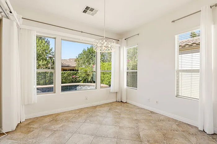 1589 E Vesper Trl — Photo 26