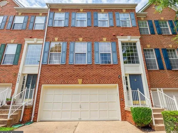47368 Sterdley Falls Ter, Sterling, VA 20165