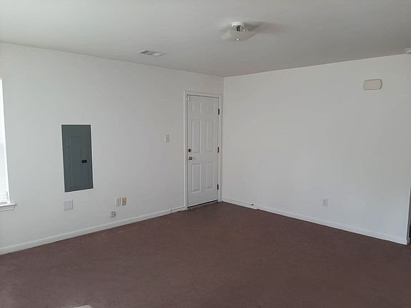 3rd image of 1080 Hulett Dr