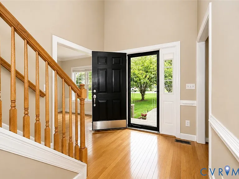 11320 Sadler Oaks Dr — Photo 7